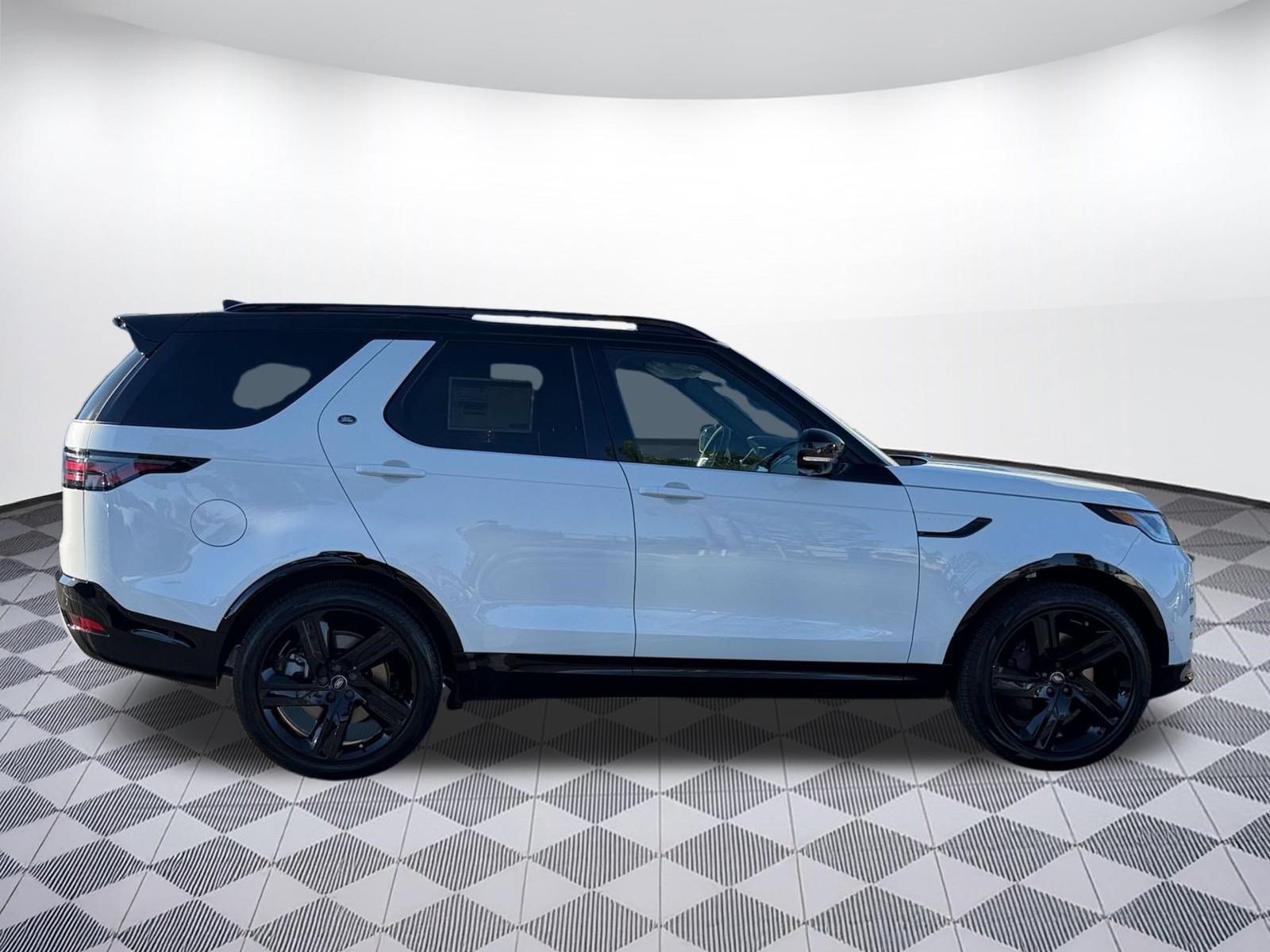 New 2026 Land Rover Discovery Limited Edition AWD/4WD image 8