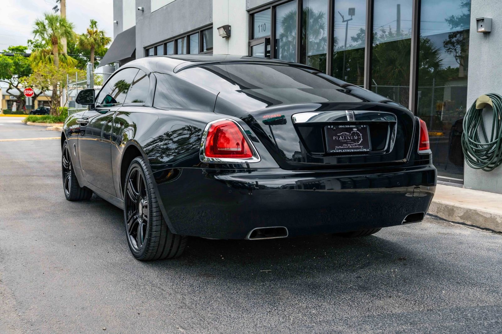 Used 2015 Rolls-Royce Wraith RWD image 11