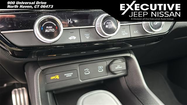 Used 2025 Honda Civic Sport image 13