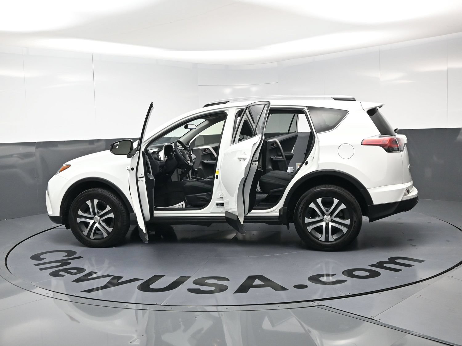 Used 2016 Toyota RAV4 LE AWD/4WD image 20