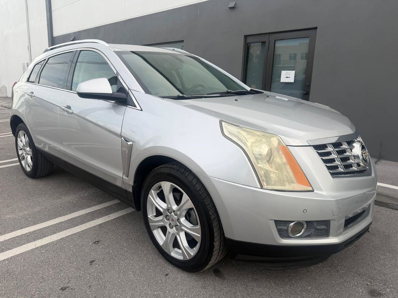 Used 2015 Cadillac SRX Performance FWD image 3