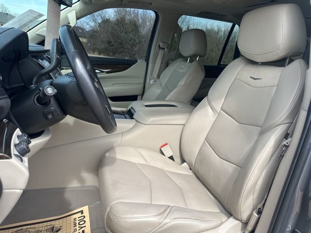 Used 2020 Cadillac Escalade Luxury image 14