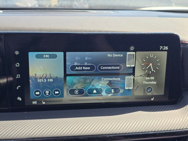New 2025 Nissan Kicks SR w/ SR Premium Package image 35