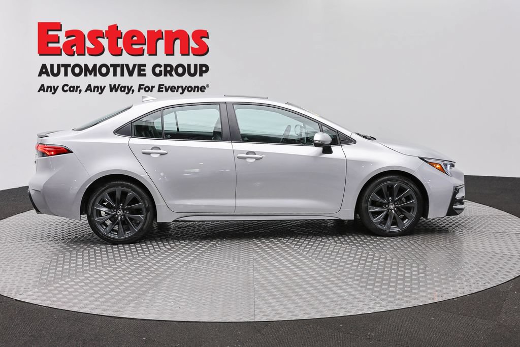 Used 2023 Toyota Corolla XSE FWD image 4