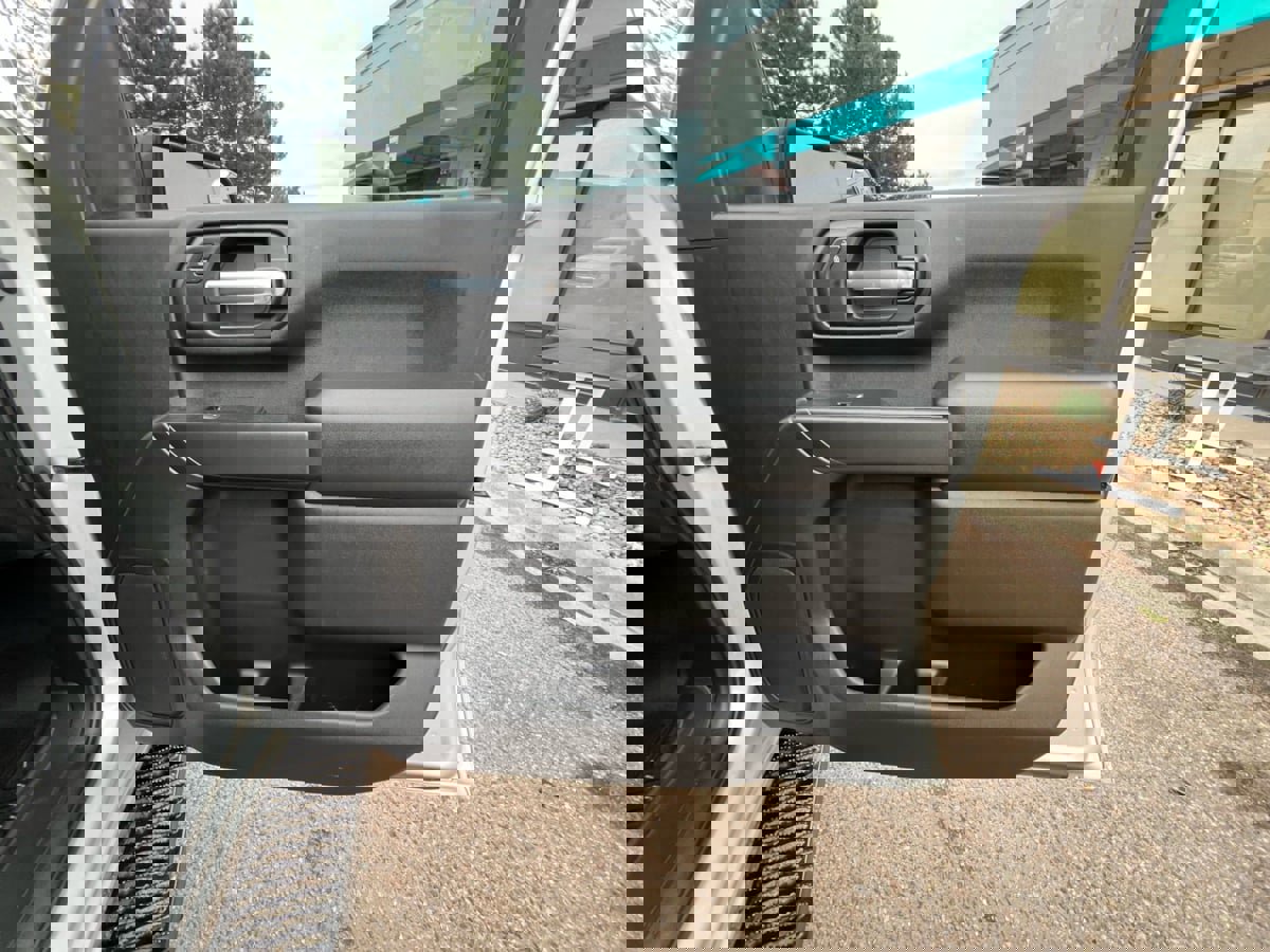 Used 2020 Chevrolet Silverado 2500 W/T w/ WT Convenience Package image 11