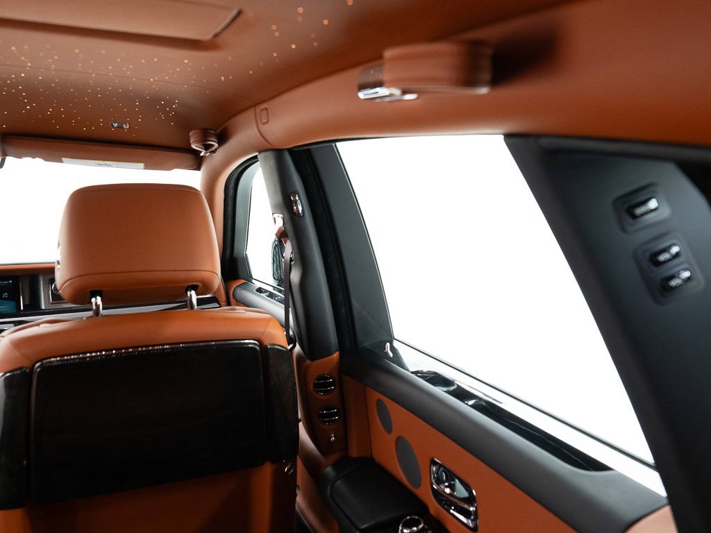 Certified 2018 Rolls-Royce Phantom Sedan image 29