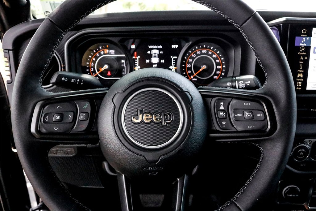 New 2025 Jeep Gladiator Mojave w/ Safety Group image 12