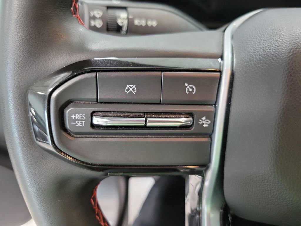 Used 2023 Chevrolet Colorado Z71 w/ Z71 Convenience Package 2 image 44