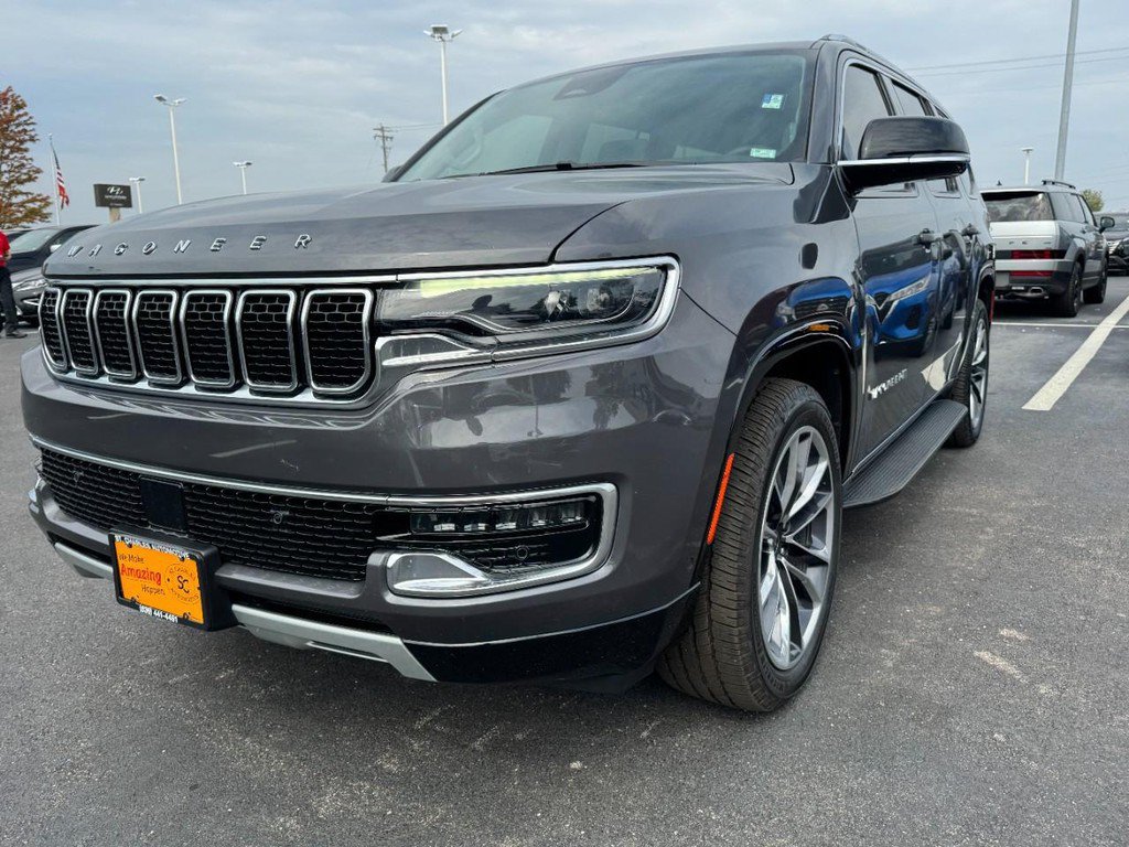 Used 2023 Jeep Wagoneer Series II w/ Premium Group I AWD/4WD image 8