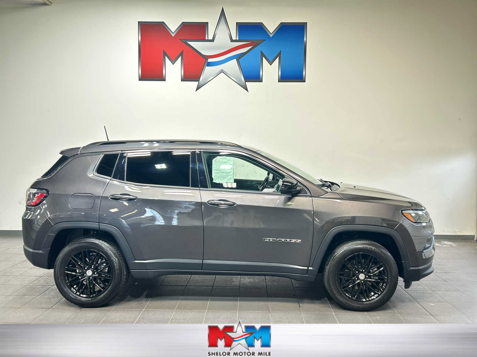 Used 2022 Jeep Compass Latitude w/ Convenience Group