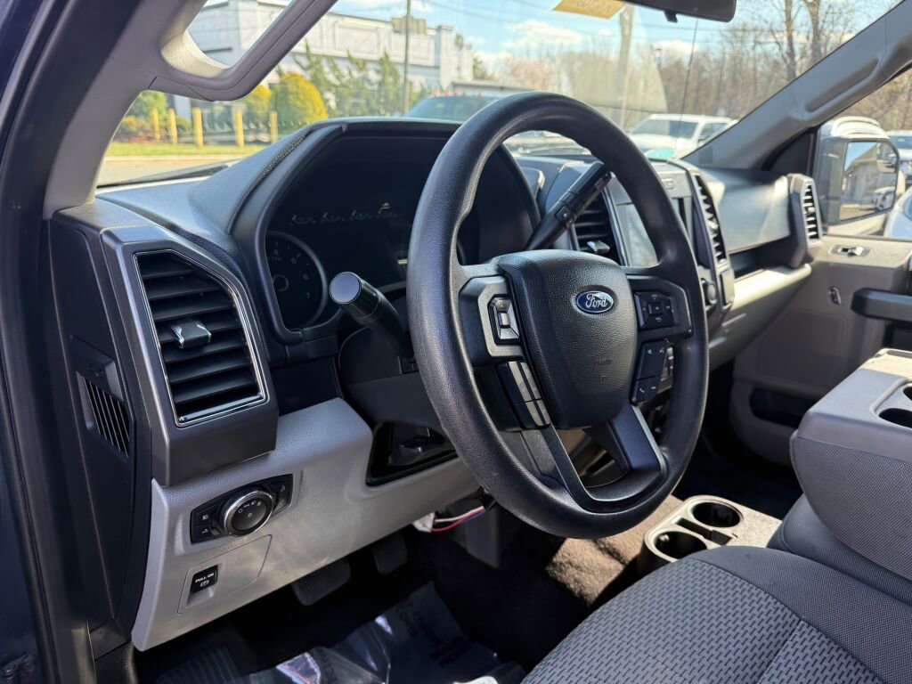 Used 2019 Ford F150 XLT image 11