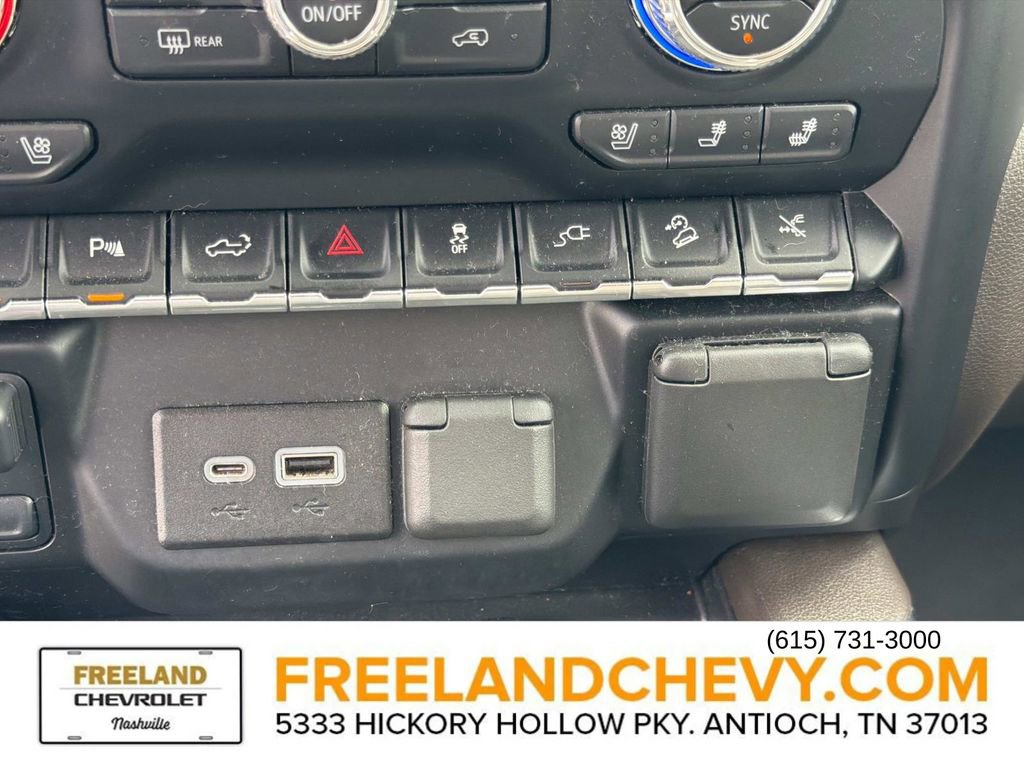 Used 2022 GMC Sierra 2500 Denali w/ Denali Ultimate Package AWD/4WD image 35