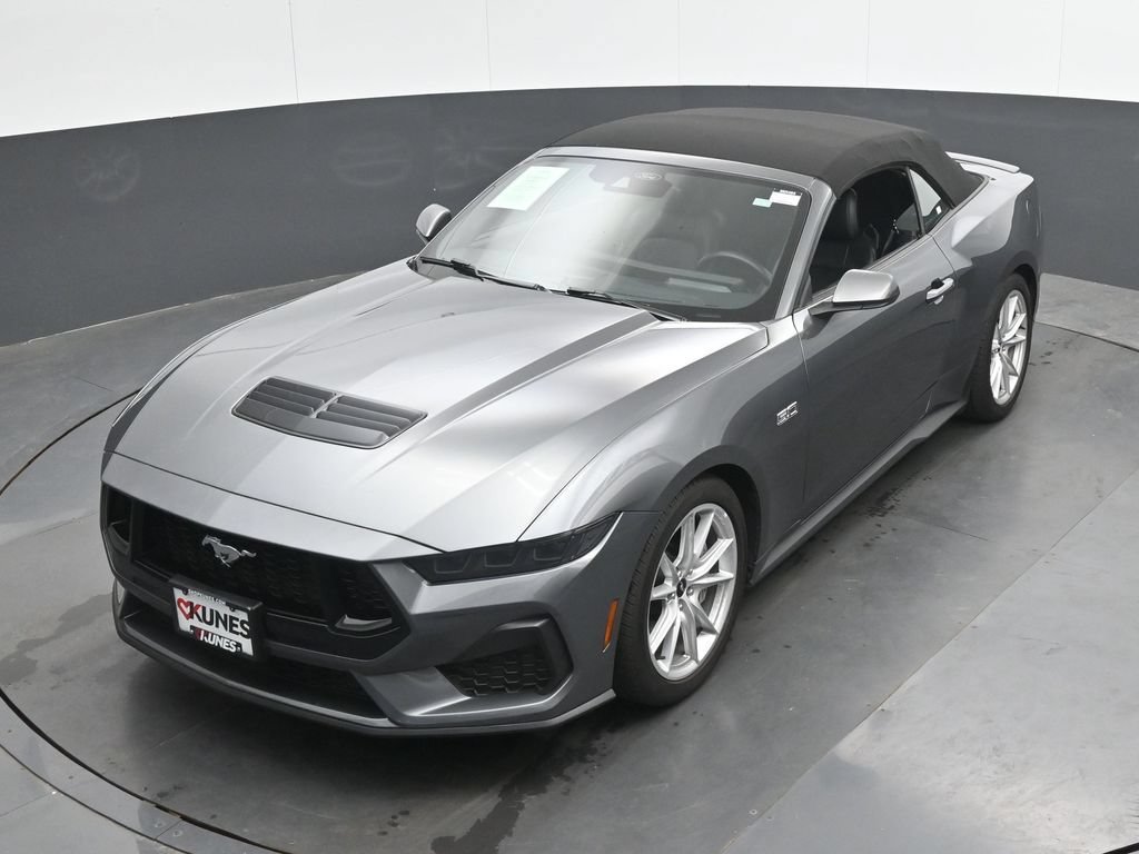 Used 2025 Ford Mustang GT Premium RWD image 36