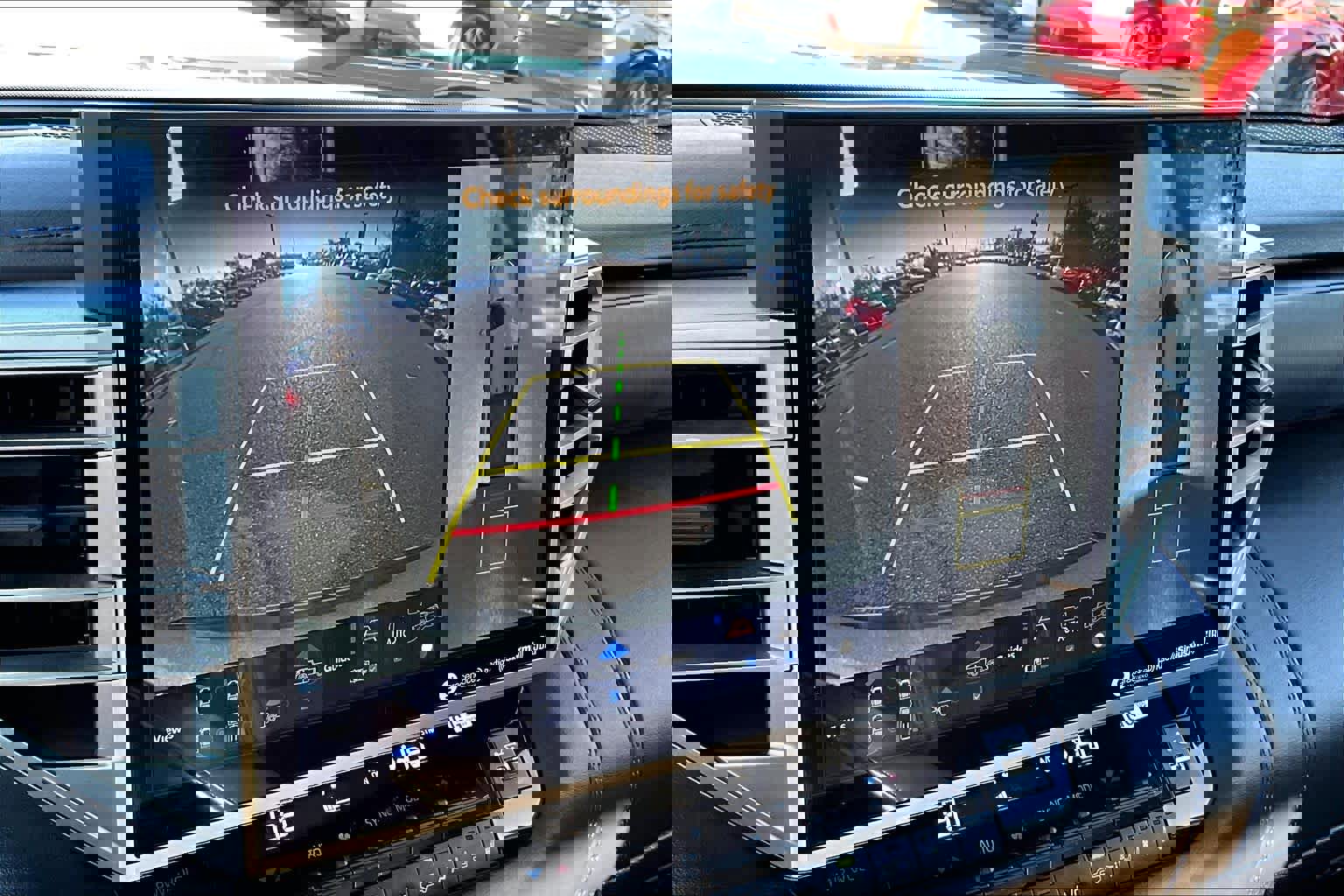 Used 2024 Toyota Tundra Platinum w/ TRD Off-Road Package image 26