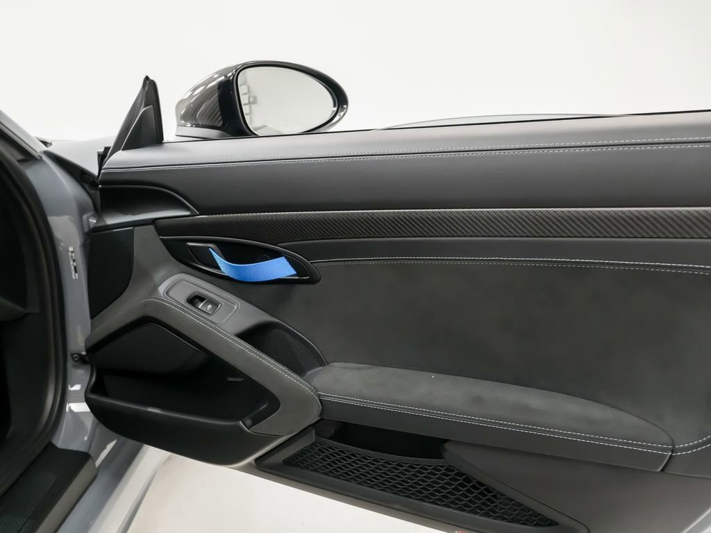 Certified 2025 Porsche 718 Cayman GT4 RS image 16