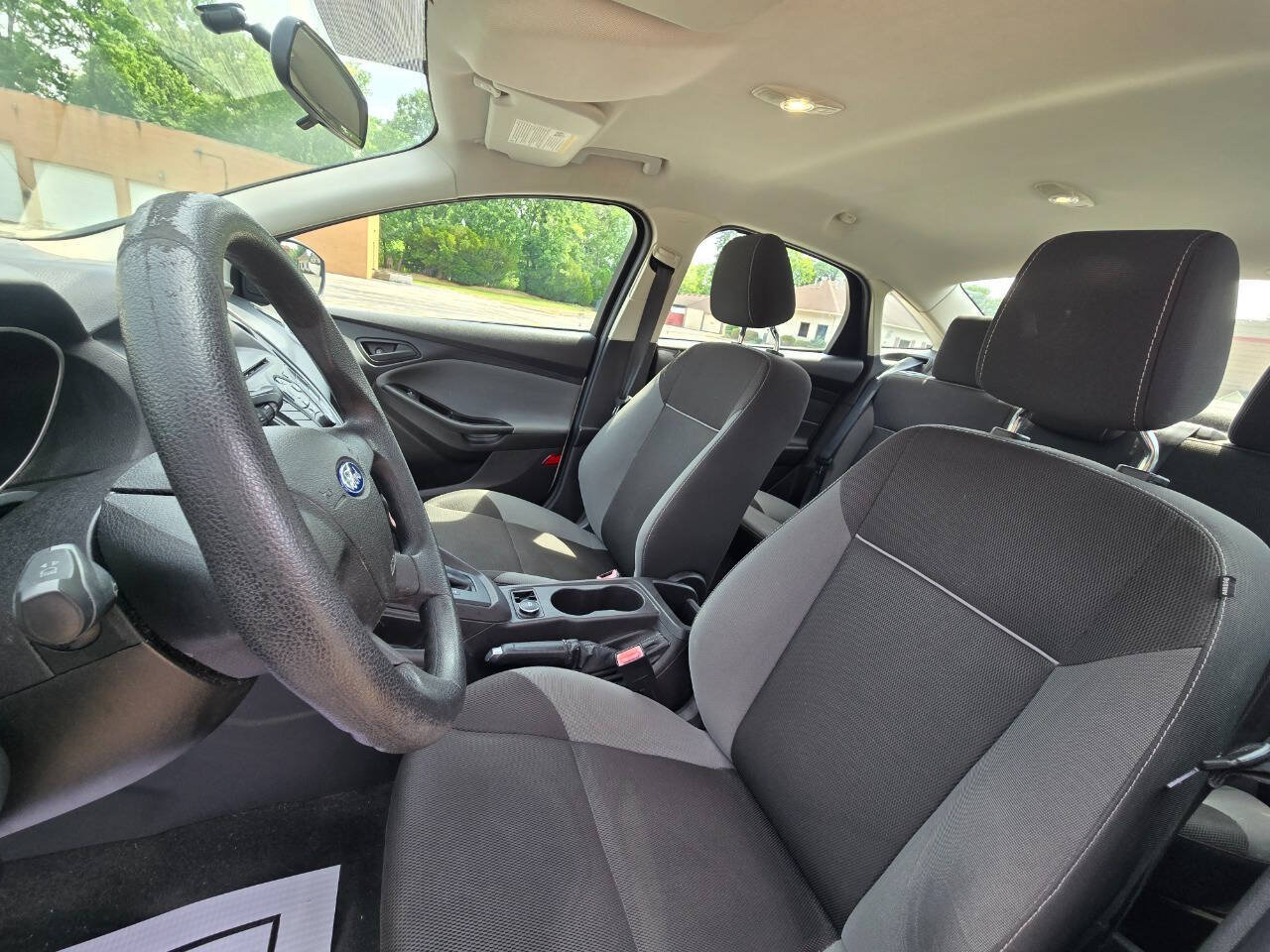 Used 2012 Ford Focus S FWD image 22