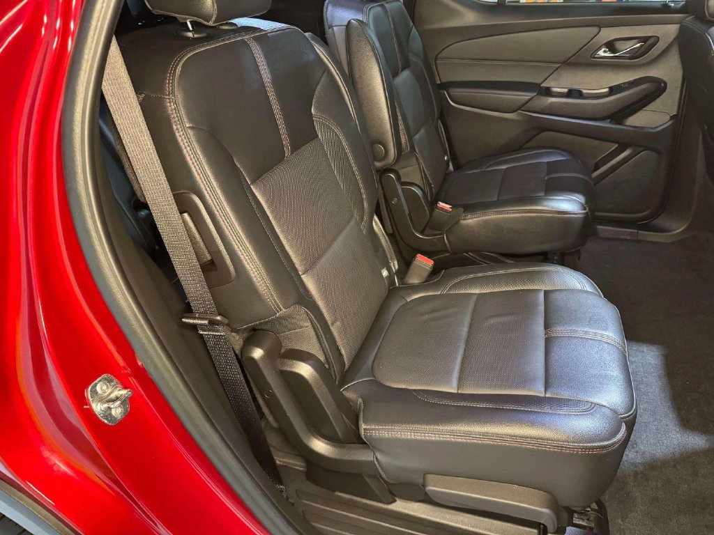 Used 2023 Chevrolet Traverse RS w/ LPO, Floor Liner Package AWD/4WD image 30
