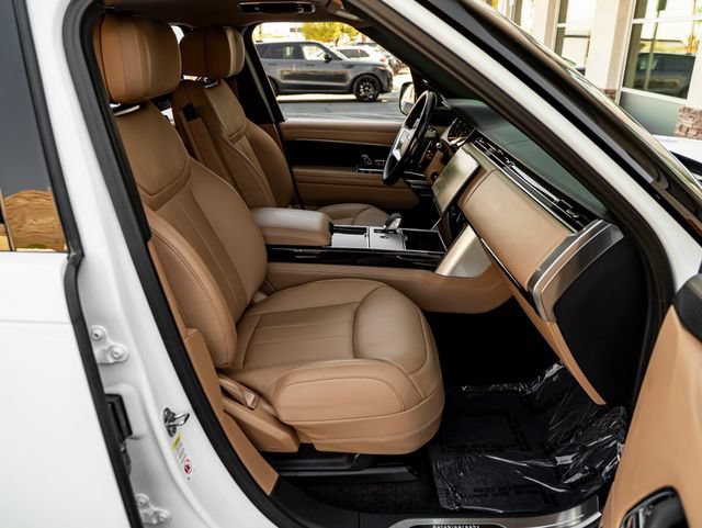 Certified 2024 Land Rover Range Rover Autobiography AWD/4WD image 37