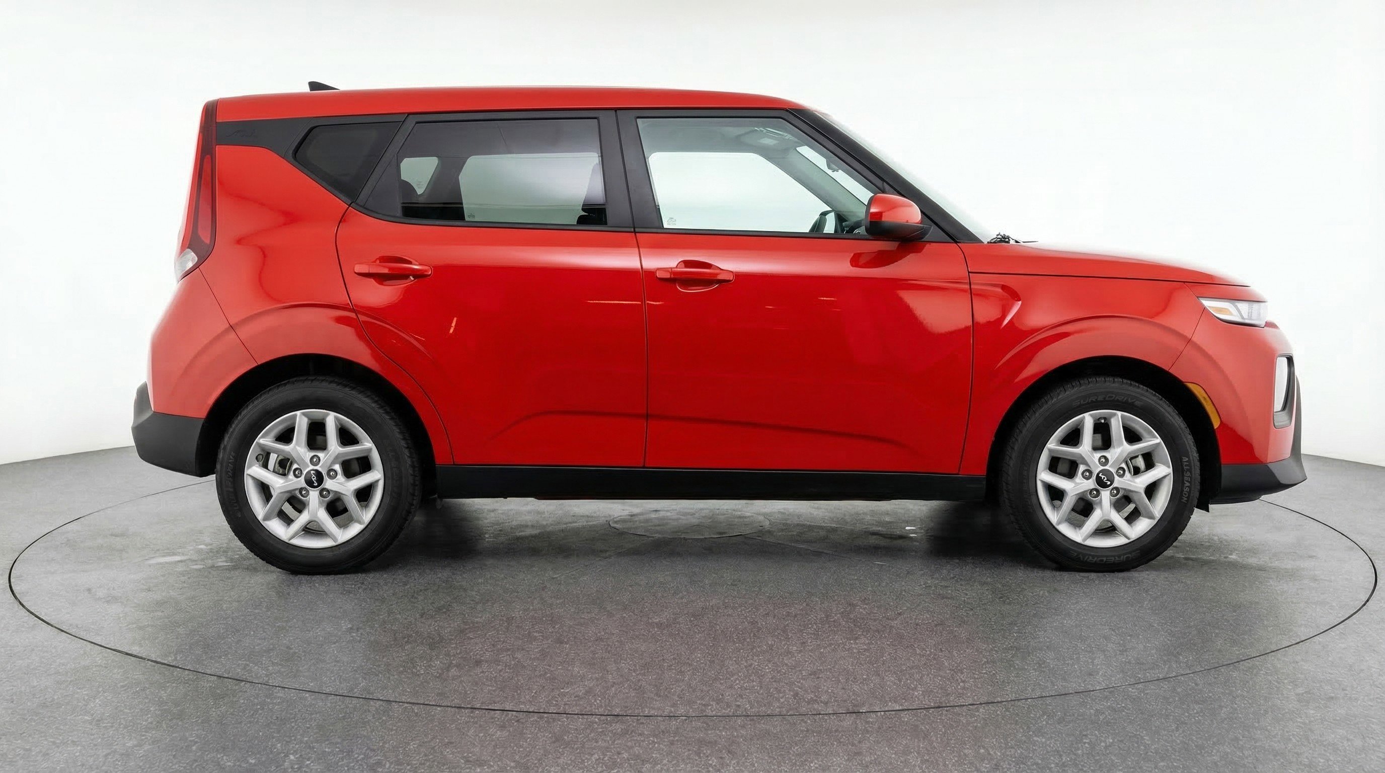 Used 2025 Kia Soul LX w/ LX Technology Package image 11