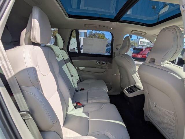 New 2026 Volvo XC90 B6 Ultra w/ Protection Package image 29