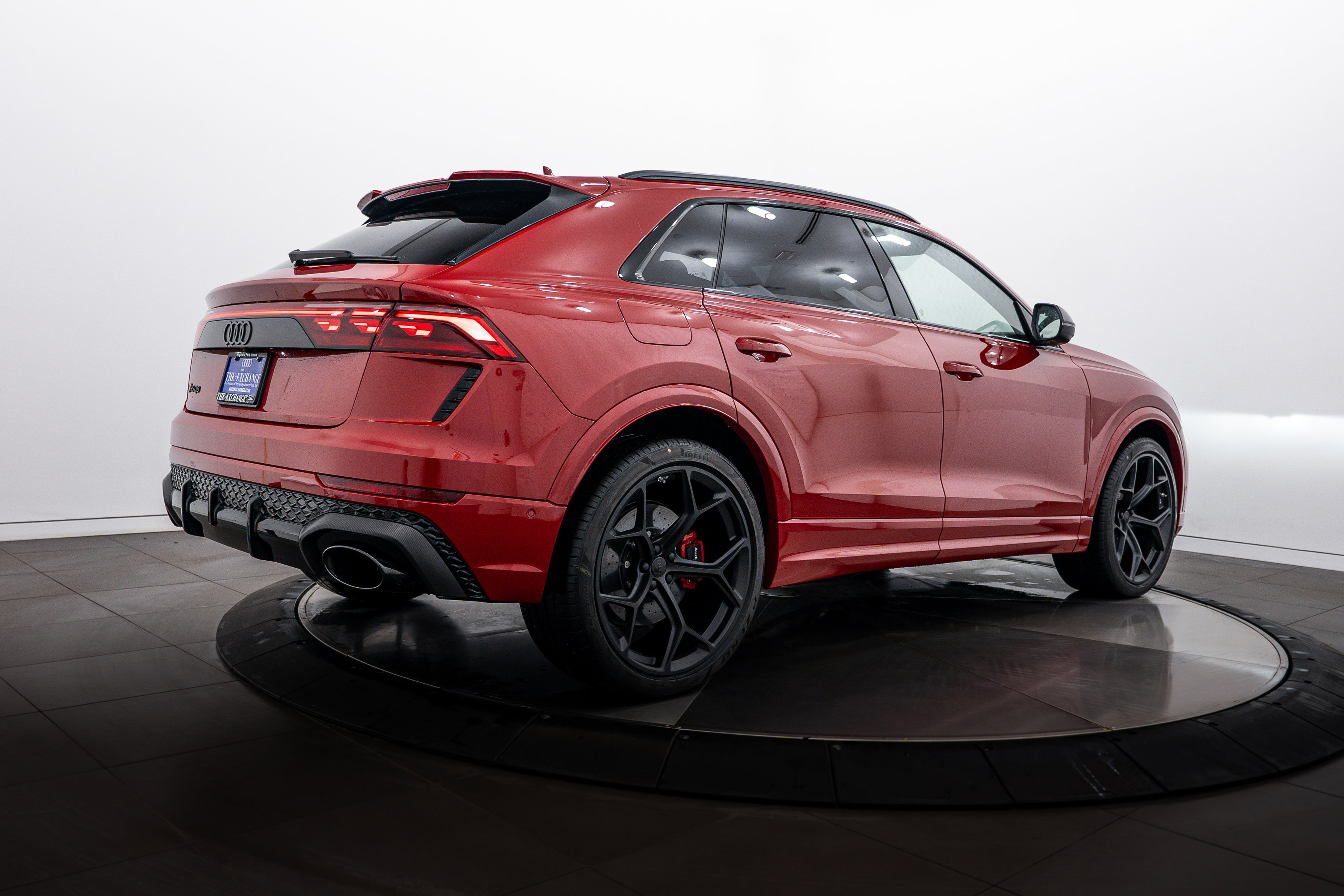 New 2026 Audi RS Q8 performance image 4