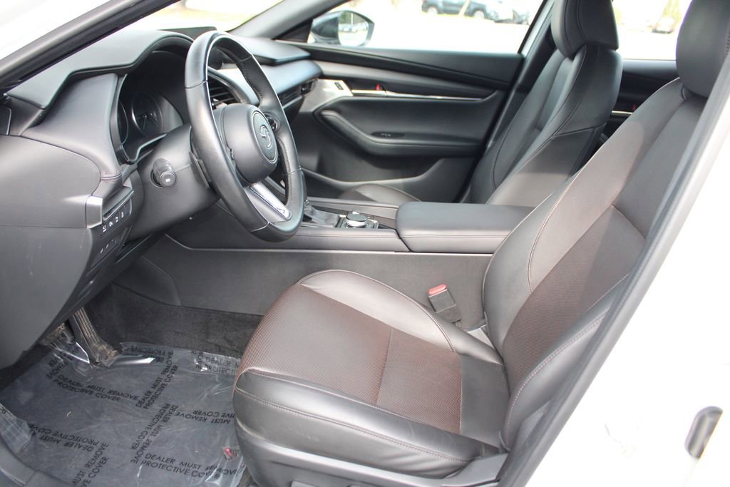 Used 2024 MAZDA MAZDA3 Hatchback w/Premium Plus Pkg AWD/4WD image 11