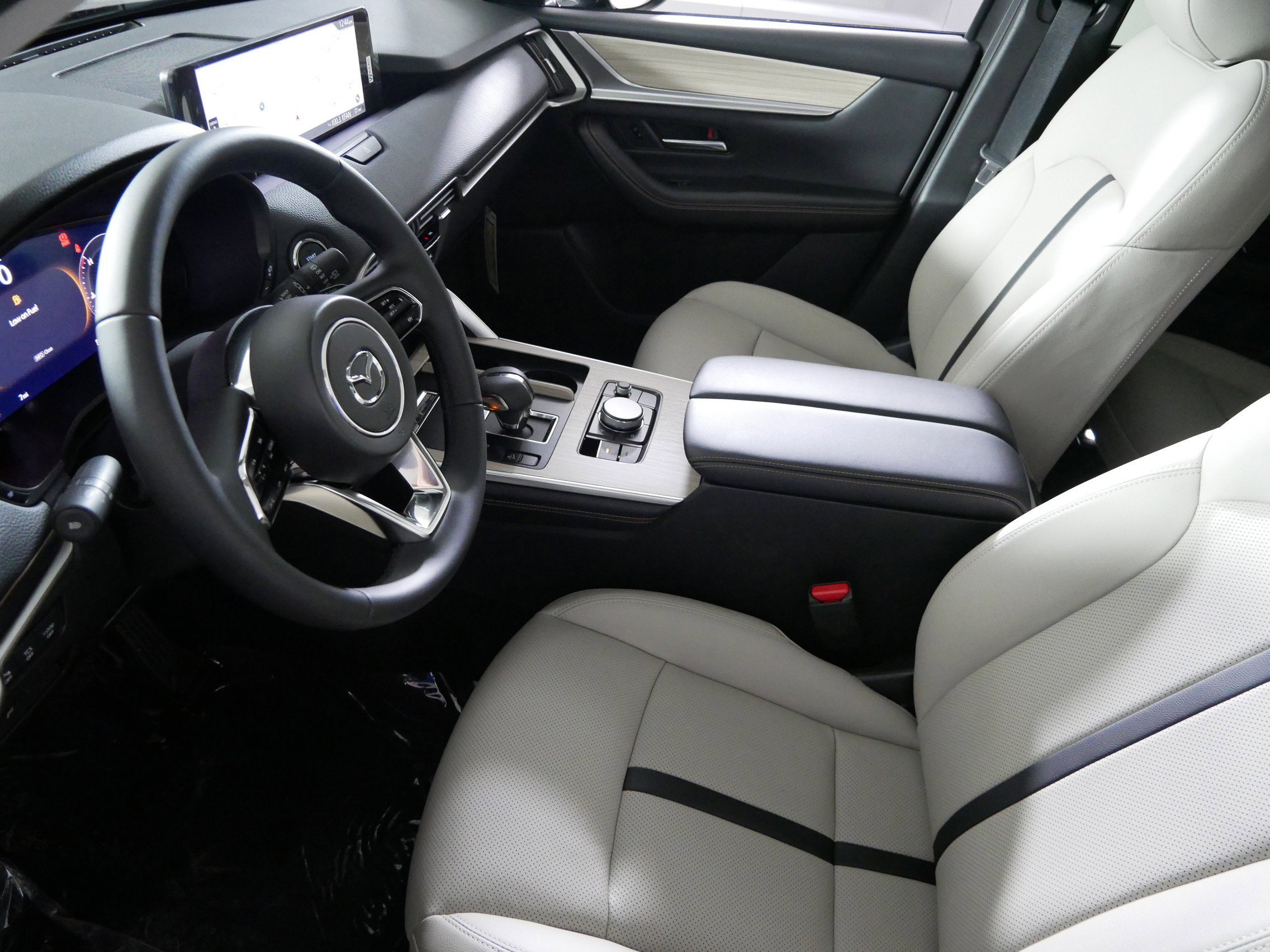 New 2026 MAZDA CX-90 3.3 Turbo w/ Premium Sport Pkg image 4