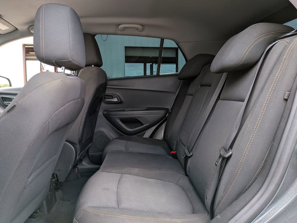 Used 2019 Chevrolet Trax LT FWD image 25