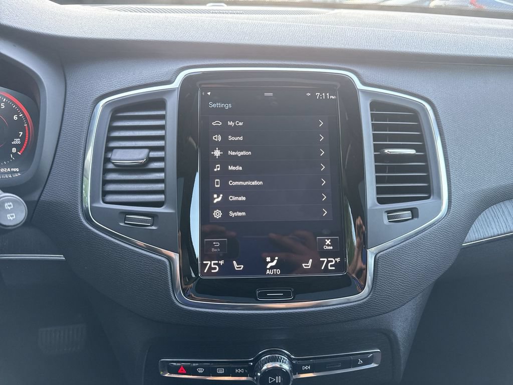 Used 2020 Volvo XC90 T6 Momentum w/ Protection Package AWD/4WD image 20