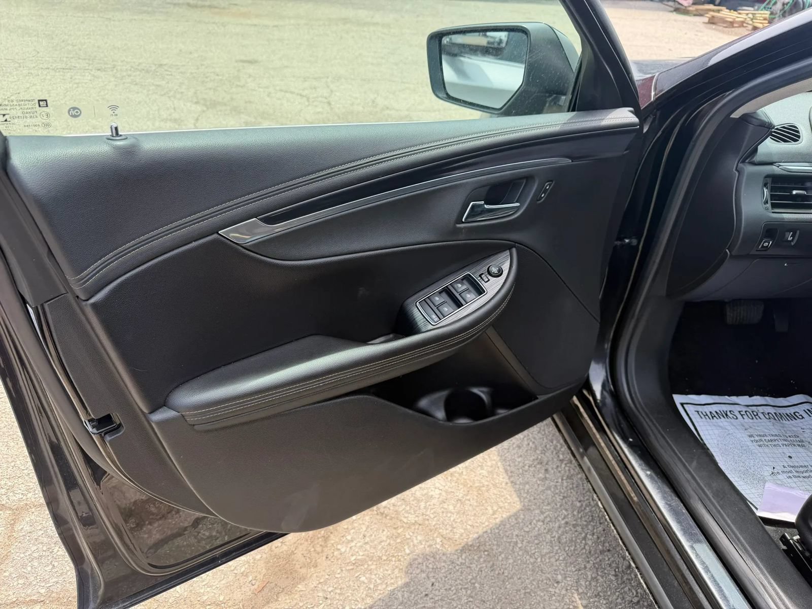 Used 2019 Chevrolet Impala LT FWD image 24