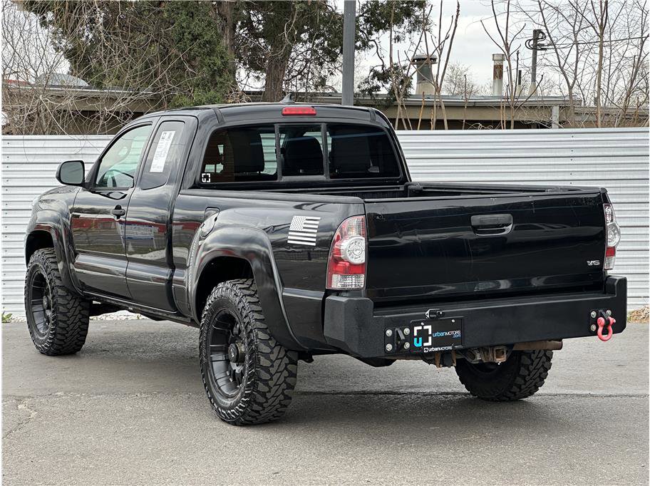 Used 2012 Toyota Tacoma 4x4 Access Cab V6 w/ TRD Off-Road Pkg image 12