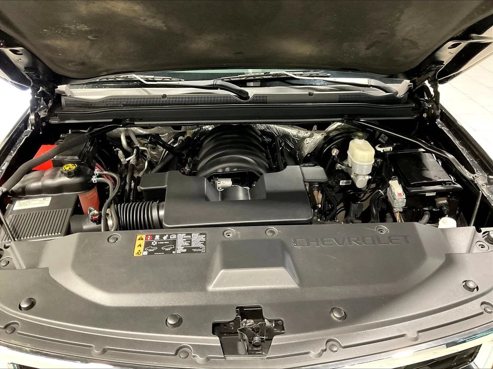 Used 2018 Chevrolet Tahoe LS w/ All-Season Package RWD image 32