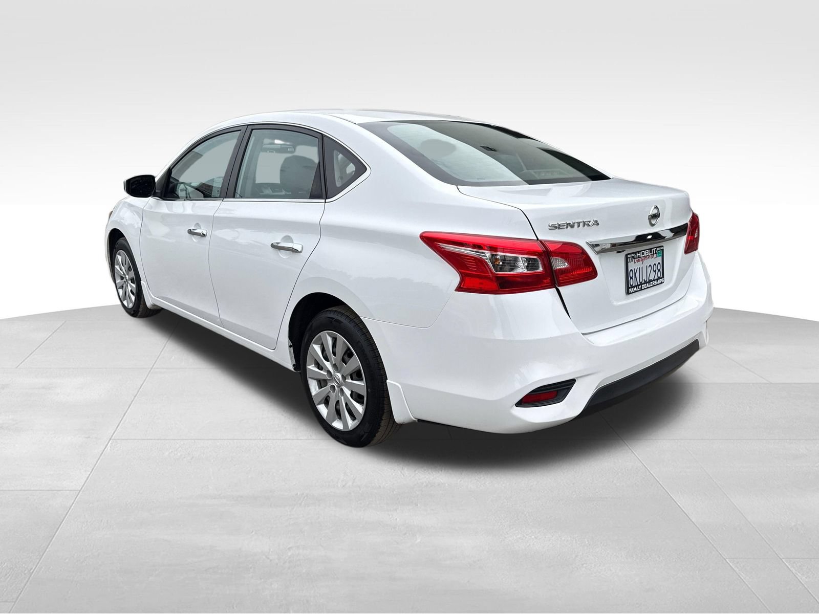 Used 2019 Nissan Sentra S FWD image 3