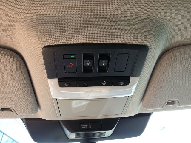 Used 2023 Nissan Pathfinder SL w/ SL Premium Package image 21