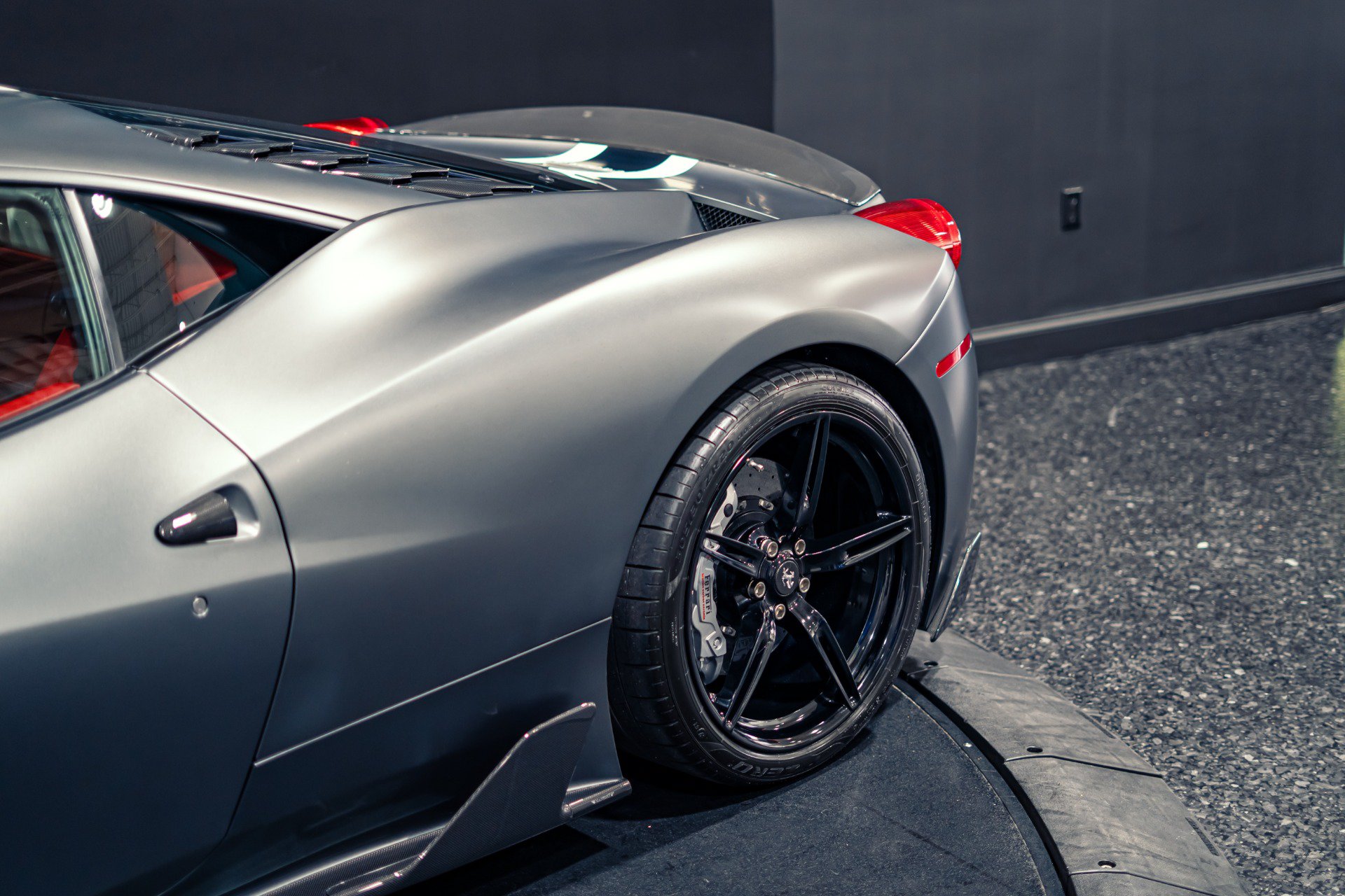 Used 2015 Ferrari 458 Speciale Coupe RWD image 4