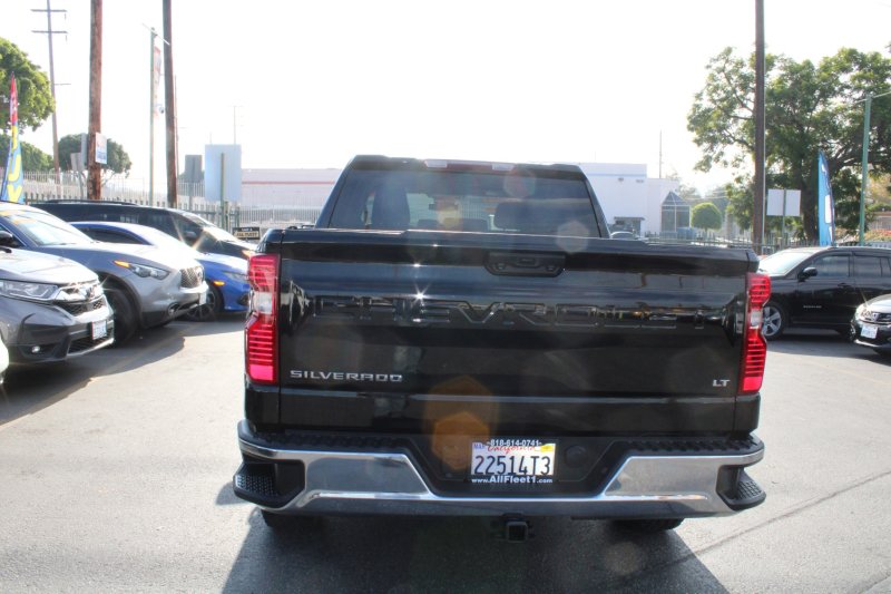 Used 2022 Chevrolet Silverado 1500 LT image 5
