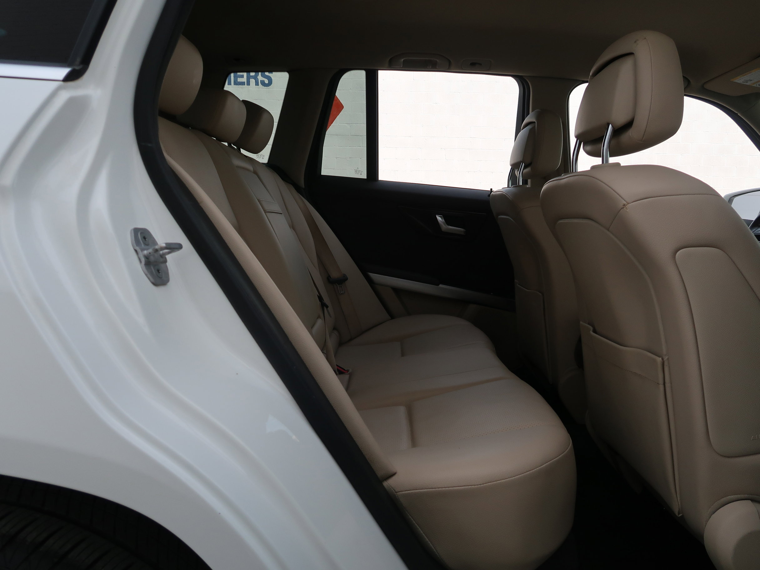 Used 2015 Mercedes-Benz GLK 250 BlueTEC 4MATIC image 34