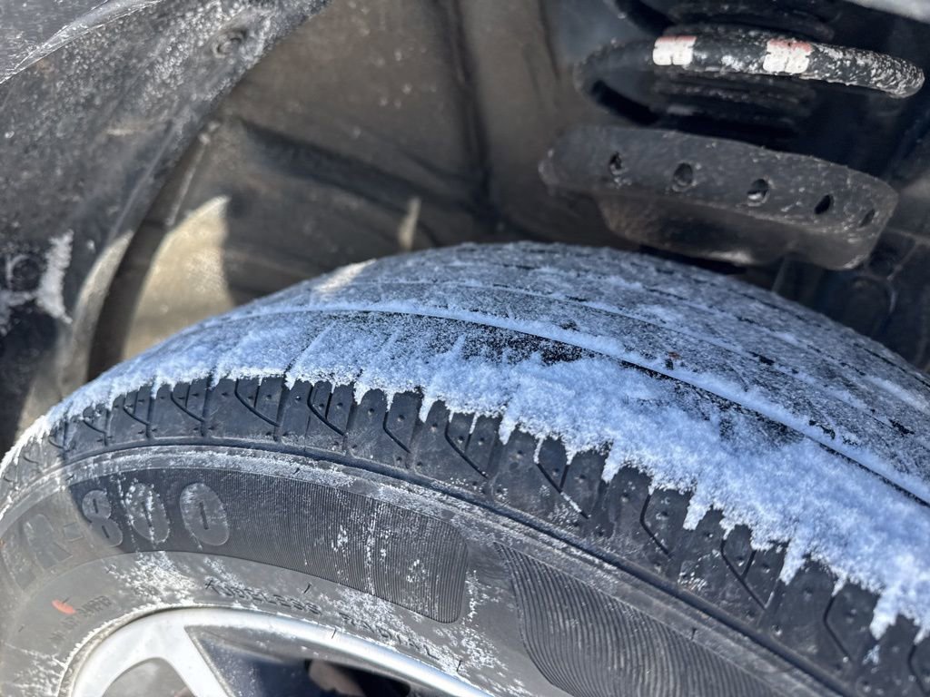 Used 2016 Subaru Crosstrek 2.0i Limited w/ Popular Package #2 image 3