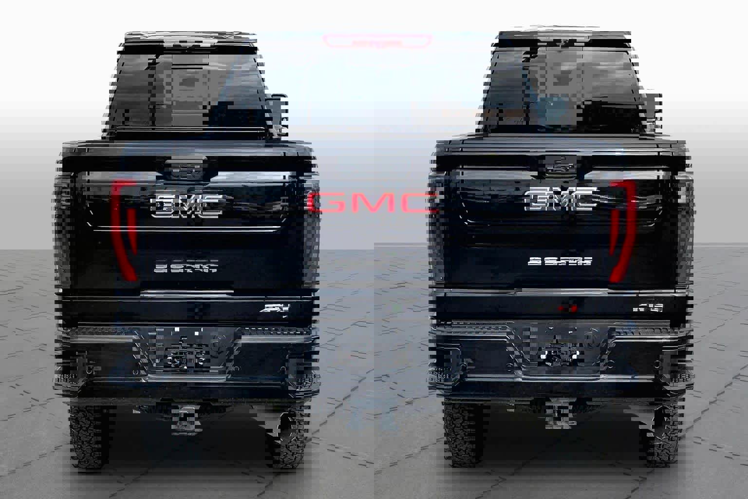 Used 2024 GMC Sierra 2500 AT4 w/ AT4 Premium Plus Package image 5