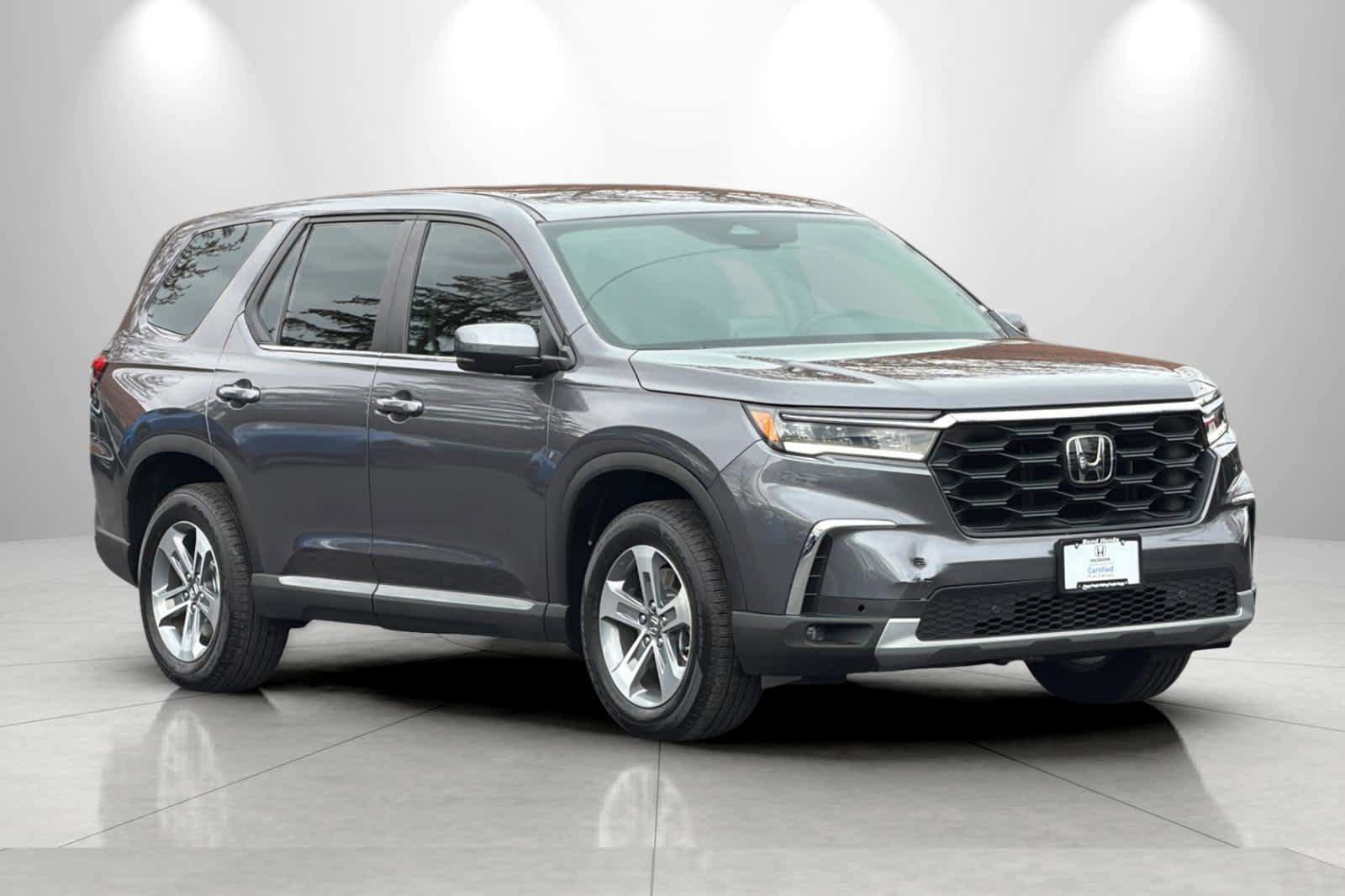 Used 2025 Honda Pilot EX-L image 9