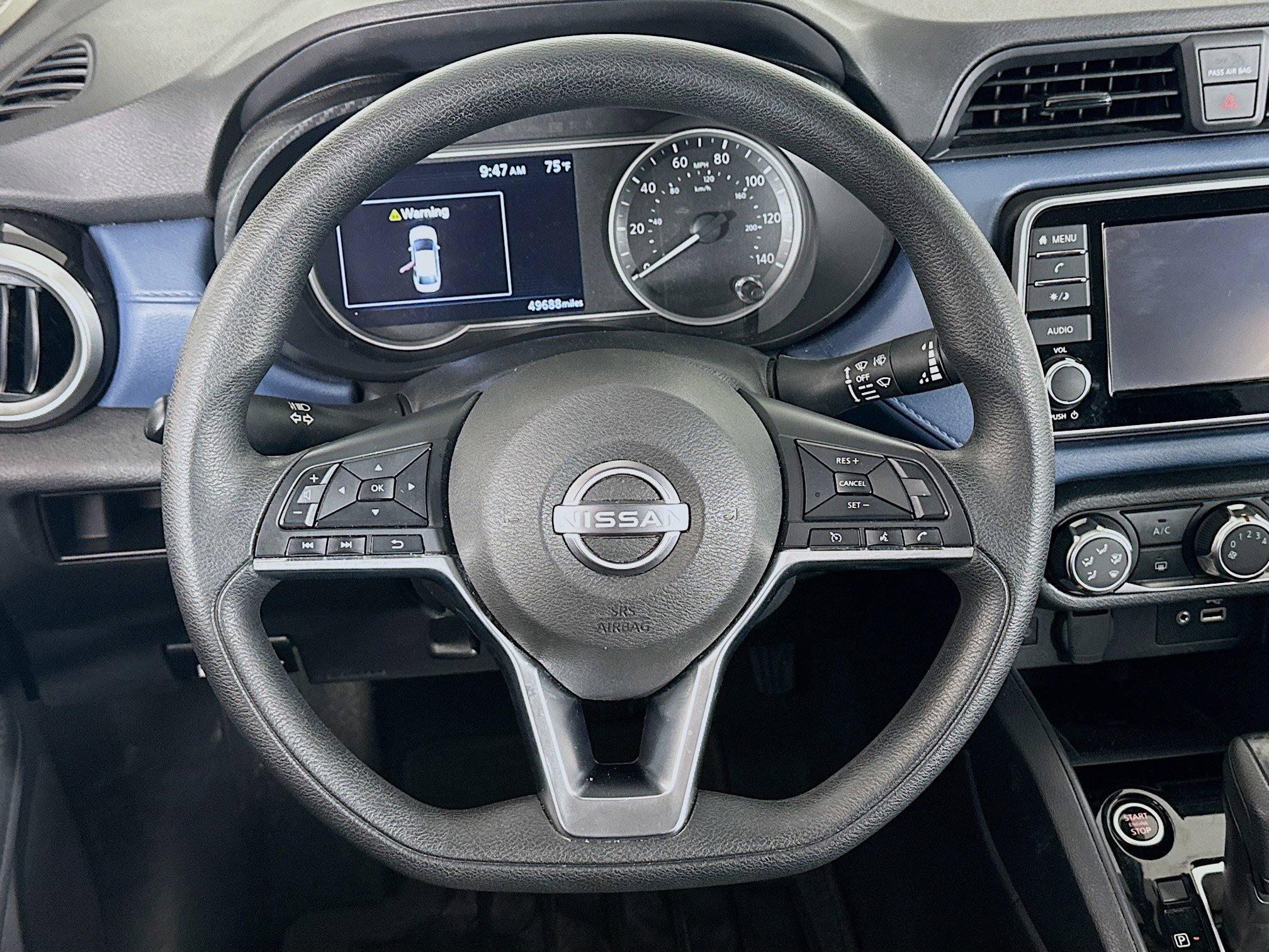 Used 2025 Nissan Versa SV FWD image 18