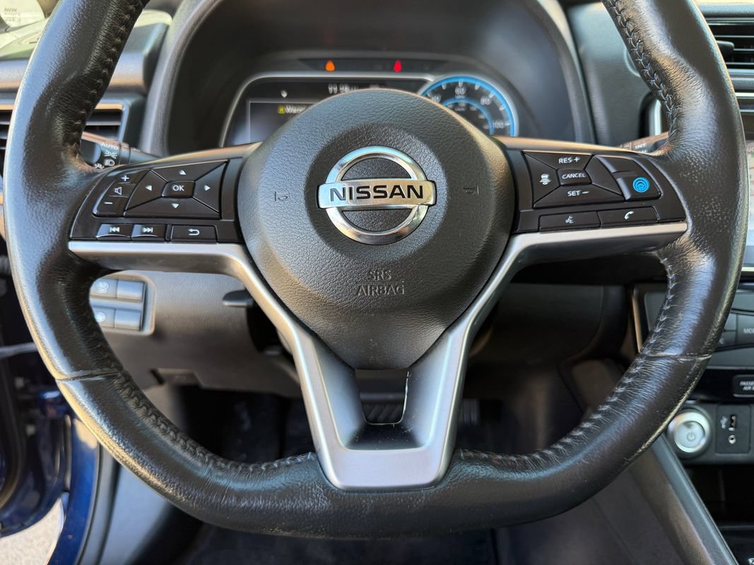 Used 2018 Nissan Leaf SL w/ SL Technology Package FWD image 23
