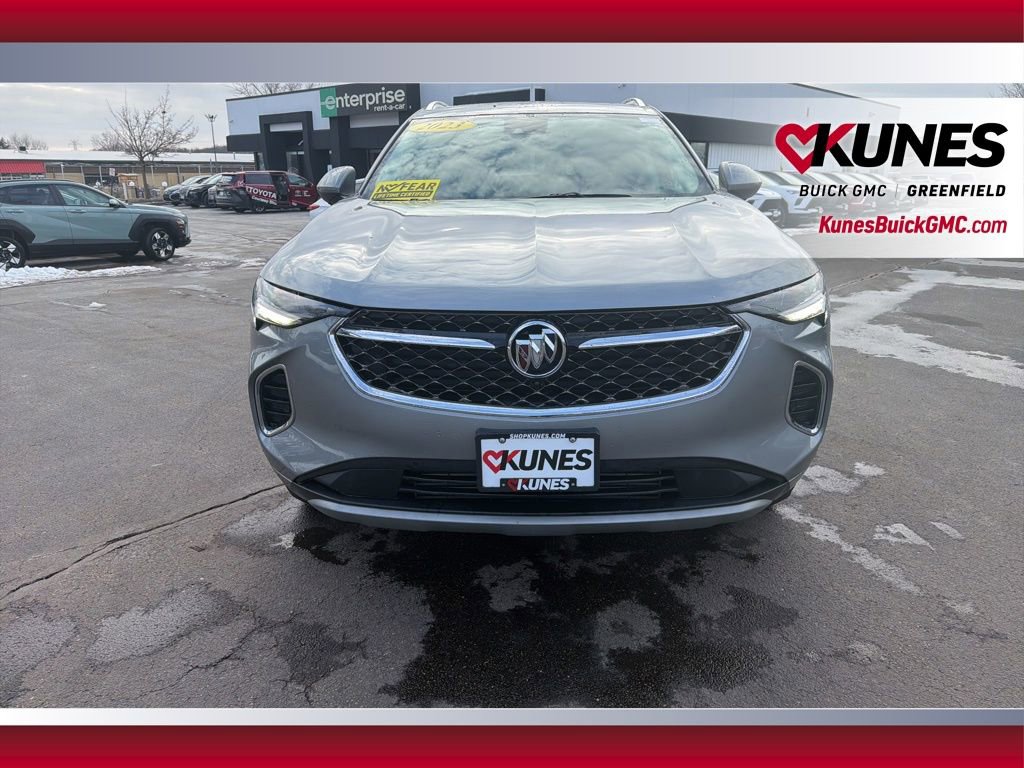 Used 2023 Buick Envision Avenir image 12