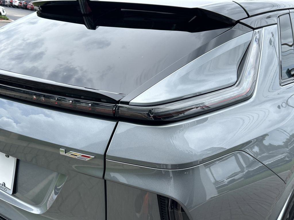 New 2026 Cadillac Lyriq V image 8