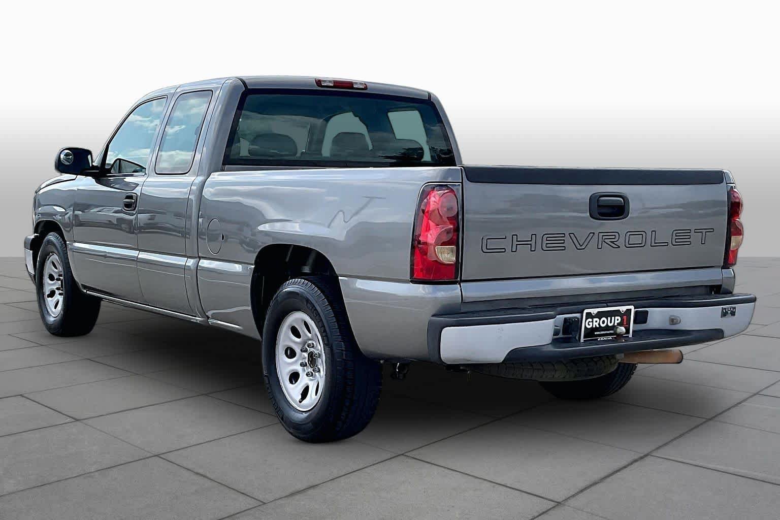 Used 2006 Chevrolet Silverado 1500 W/T RWD image 10