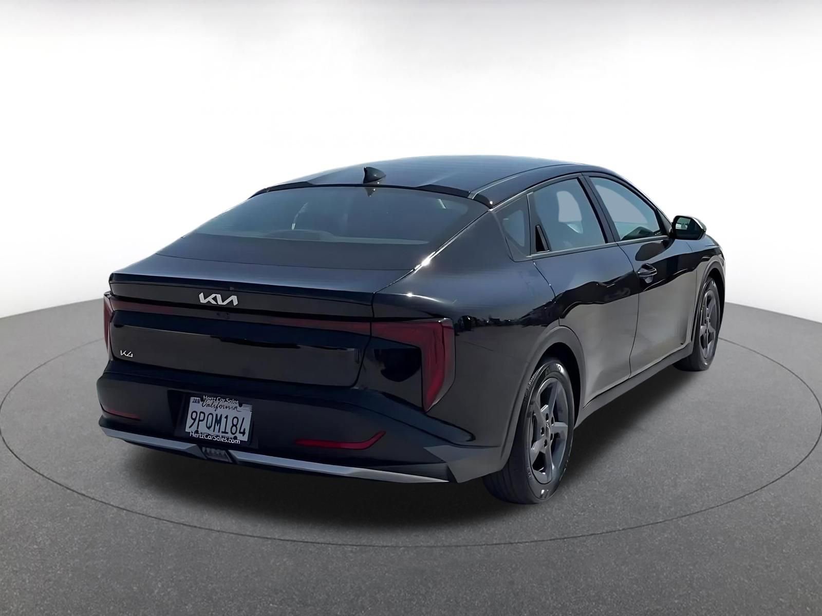 Used 2025 Kia K4 FWD image 14