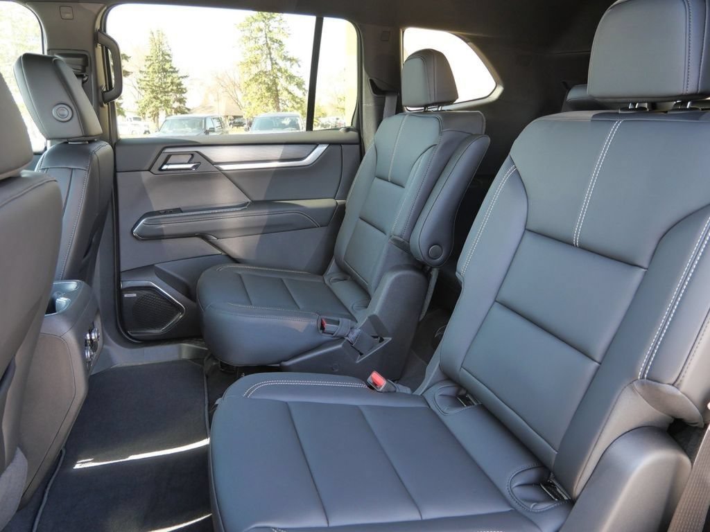 New 2026 GMC Acadia Elevation w/ Elevation Premium Package AWD/4WD image 34