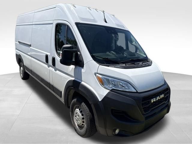 Used 2025 RAM ProMaster 2500 w/ Convenience Group FWD image 3