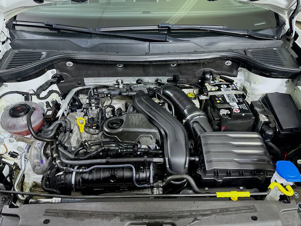 Used 2023 Volkswagen Taos S image 9