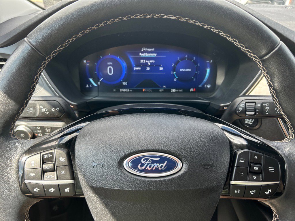 Used 2022 Ford Escape Titanium w/ Titanium Elite Package image 22